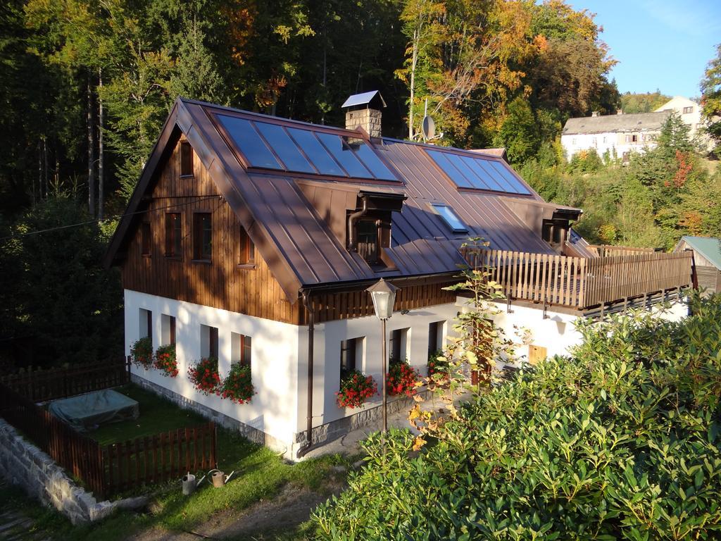 Penzion Pod Kopcem Janov nad Nisou Exterior foto